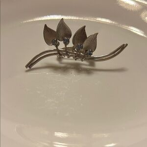 Elegant Silver Leaf Brooch
